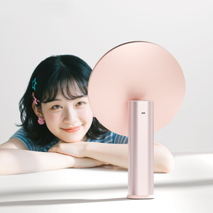<span class=keywords><strong>Miroir</strong></span> de maquillage intelligent à 3 couleurs de lumière avec éclairage LED - <span class=keywords><strong>Miroir</strong></span> de maquillage de bureau lumineux luxueux - Product Image 2