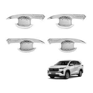 ชุดแต่งรอบคัน Toyota Innova คุณภาพสูง ลดราคาพิเศษ พร้อมอุปกรณ์ตกแต่งภายนอกครบชุด รวมถึงฝาครอบไฟหน้าและอุปกรณ์ตกแต่งมือจับประตู - Product Image 1