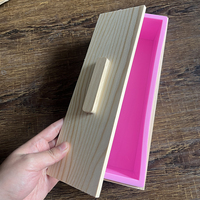 Großhandel Große Rechteckige Silikon Seifenform Laib Handgemacht 1200ml Silikon-Holz-Seifenform mit Holzbox und Deckel