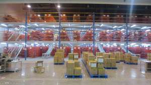 <span class=keywords><strong>Mezzanine</strong></span> en acier de plate-forme de stockage en entrepôt rayonnage <span class=keywords><strong>mezzanine</strong></span> autoportant de type en forme de rouleau - Product Image 2