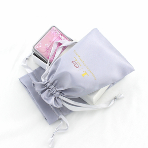 Sacs en satin de soie lisse personnalisés pour le rangement des perruques, sac anti-poussière à cordon, pochette en soie pour bijoux - Product Image 3