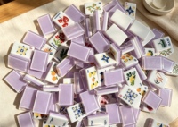 Tuiles de Mahjong Américain Personnalisées en Acrylique, Jeu de Luxe Portable pour 4 Joueurs, Motif Floral Blanc et Violet, Pieds Pliants, Jetables