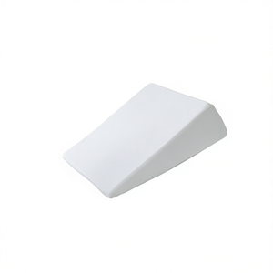 Almohada de cuña para dormir, diseño de contorno suave, para camping, senderismo y uso al aire libre - Product Image 1