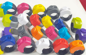 Direkte Kunststoff-Metall-Hunde trainings pfeifen Einstellbarer Schallwellen-Hundetraining-<span class=keywords><strong>Clicker</strong></span> für präzise Trainings signale - Product Image 2