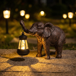 Estatua de Elefante con Linterna para Jardín, Elefante de Resina con Lámpara para Decoración de Patio y Caminos al Aire Libre, Regalo Único para Jardín - Product Image 4