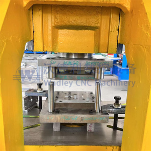 Equipo de Conformación de Perfiles en V para Columnas de Estanterías de Supermercado, Máquina de Conformación de Rollos de Vigas de Hierro para Cajas de Almacenamiento - Product Image 5