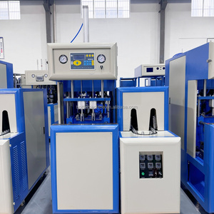 Macchina Soffiatrice Semiautomatica Compatta per Bottiglie in PET, Facile da Usare, Prezzo Competitivo - Product Image 2