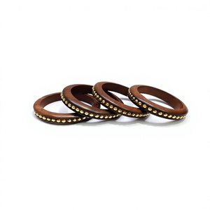 Nouveau bracelet de luxe en bois et laiton plaqué or, motif cœur mignon, tendance, fait main, classique, élégant, bijoux unisexes pour mariage femme - Product Image 2