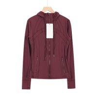 Veste de yoga à capuche pour femme, veste d'entraînement ajustée à fermeture éclair intégrale, veste de sport à séchage rapide avec trous pour les pouces pour le Pilates, la course à pied et l'entraînement