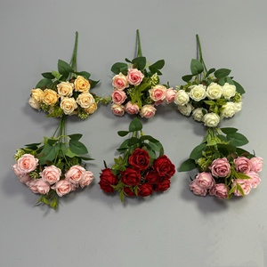 Ramo de Flores Artificiales de Fábrica, 10 Cabezas de Flores Pequeñas de Seda con Hoja de <span class=keywords><strong>Eucalipto</strong></span>, Rosa Blanca, Decoración para el Hogar, Oficina, Boda - Product Image 1