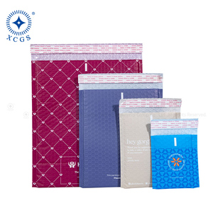 Enveloppe à bulles auto-adhésive imperméable avec conception anti-vol et anti-ouverture pour l'emballage et la livraison express des articles quotidiens - Product Image 3