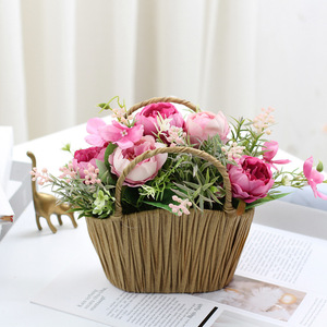 Arreglo de Flores Artificiales en Cesta de Paja, Rosas Blancas, Hojas Verdes, Decoración de Escritorio Interior, Pieza Única, Alta Simulación - Product Image 3