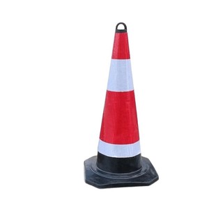 Conos de Tráfico de PVC de Tamaño Estándar, Conos de Advertencia Reflectantes para Seguridad Vial, Montaje en Suelo, Protección IP65 - Product Image 2