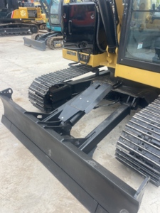 Miniexcavadora de 7 Toneladas con Cucharón de Excavación de 0.33m de Capacidad, Equipo Usado con Motor, Caja de Cambios y PLC - Product Image 6