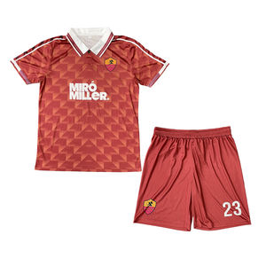 Uniforme de football Fabrication d'usine personnalisée Ensemble de maillots de football rétro au design classique - Product Image 2