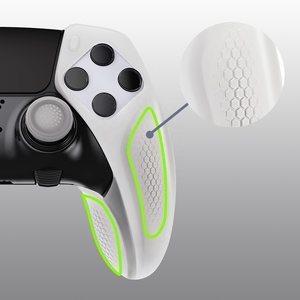 เคสซิลิโคนกันลื่น PlayVital Glow in Dark แบบใส สำหรับคอนโทรลเลอร์ PS5 Dualsense Edge - Product Image 3