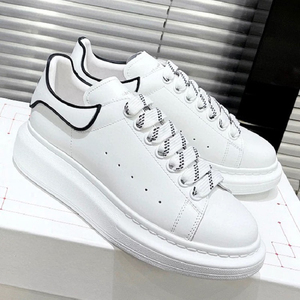 High Quality Ladies Walking Shoes Casual Loafers Drop Rubber Head Thick Sole Patchwork Design Autumn Small <b>White</b> Fashion Trend - Product Image 3