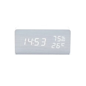 Réveil numérique en bois avec affichage LED, température, humidité, fonction snooze, horloge de table rectangulaire pour chambre à coucher, bureau - Product Image 2