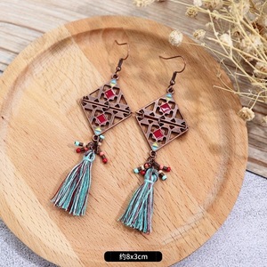 Boucles d'oreilles pendantes Unionen 1077 rétro bohème géométriques à franges, tissées à la main, micro-inserts, tendance pour femmes, en alliage hypoallergénique - Product Image 6