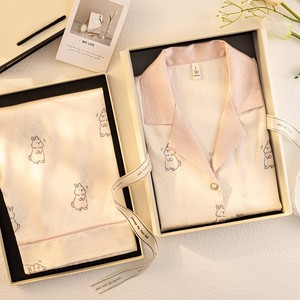 2025 donna estate <span class=keywords><strong>pigiama</strong></span> seta ghiaccio grazioso petto di <span class=keywords><strong>coniglio</strong></span> elastico in vita traspirante regalo di compleanno del migliore amico - Product Image 2