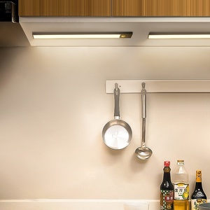 Barre lumineuse LED rechargeable à détecteur <span class=keywords><strong>de</strong></span> mouvement, éclairage pour armoire et placard, intensité variable en continu, 20/30/40/60 cm - Product Image 6