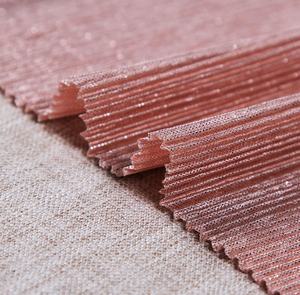 핫 세일 100% 폴리에스터 플리츠 드레스 원단 금박 프린트 니트 플리츠 폴리에스터 원단 드레스용 - Product Image 4