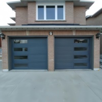 Porte de garage électrique en aluminium sur mesure, style moderne, verre dépoli, coupe-vent, télécommandée, finition miroir, en promotion