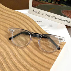 Gafas con Montura Negra Rectangular Anti Luz Azul, Unisex, Montura Completa, Lentes de PC Anti Radiación y Anti UV - Product Image 5