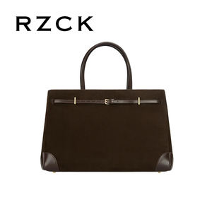 Rzk लक्जरी उच्च गुणवत्ता अनुकूलित महिला बैग ट्रेंडी स्टाइलिश बेटेड चिकनी शाकाहारी चमड़े के जूते नवीनतम कस्टम लोगो महिलाओं हैंडबैग - Product Image 1