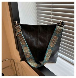 Sac à dos pliable léger et imperméable pour femmes, grande capacité, en matériau PU, pour randonnée en plein air et Camping, 1 pièce - Product Image 6