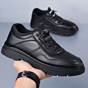 Chaussures en cuir noir pour hommes avec doublure en polaire, chaudes et isolantes, décontractées, pour le bureau, taille jeune 7663 - Product Image 1