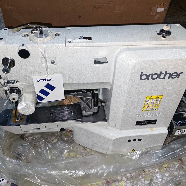 Second Hand PEGASUS 430F Computer-Controlled Automatic Bartacking Sewing Machine with Motor 2000 Sti/min 30mm Thickness