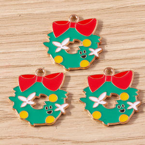 Nuevos y bonitos dijes de muñeco de nieve de Papá Noel colgantes de Metal SERIE DE Navidad de dibujos animados accesorios para joyería DIY para suministros promocionales para fiestas - Product Image 5