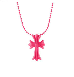 ट्रेंडी रंगीन क्रॉस पेंडेंट हार विंटेज पुरुषों और महिला प्लास्टिक राल फैशन गहने थोक - Product Image 5