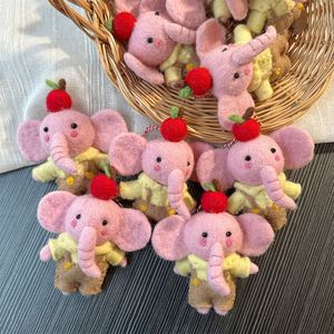 Porte-clés éléphant mignon <span class=keywords><strong>en</strong></span> feutre de <span class=keywords><strong>laine</strong></span> fait main du Népal, style bohème cottagecore, pendentif animal <span class=keywords><strong>en</strong></span> feutre aiguilleté, breloque de sac, cadeau pour filles - Product Image 3