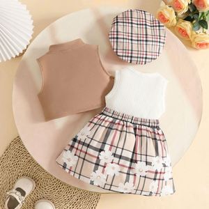 Ensemble d'été pour bébé <span class=keywords><strong>fille</strong></span> de 0 à 3 <span class=keywords><strong>ans</strong></span> : <span class=keywords><strong>Manteau</strong></span> sans manches à col montant simple boutonnage en laine peignée + Robe-veste à carreaux côtelés et chapeau - Product Image 5