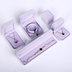 Wholesale Custom Logo Jewelry Box Luxury Earring Bracelet Necklace Ring Box Velvet Jewelry Box Packaging