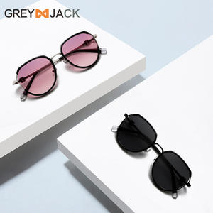 Lunettes de soleil polygonales tendance pour femmes, monture en métal argentée, verres roses, protection UV400, type polarisé, 3 pare-soleil - Product Image 2