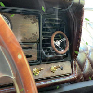 Ambientador de coche ecológico para hombre con clip de ventilación, diseño moderno de volante de madera, aroma duradero, elimina olores - Product Image 5