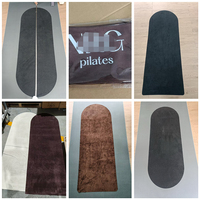 Serviette de yoga en suède en gros avec revêtement antidérapant en silicone absorbant la transpiration pour le yoga chaud
