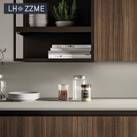 Ensemble de meubles de cuisine contemporains de haute qualité en MDF avec évier et îlot central, plan de travail en marbre, résistant à l'humidité, pour villa
