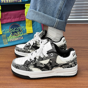 Zapatillas Deportivas para Hombre, Estilo Minorista, con Suela Gruesa y a la Moda - Product Image 2