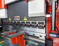 Presse plieuse CNC servo-électrique industrielle compacte de 60 tonnes pour tôles