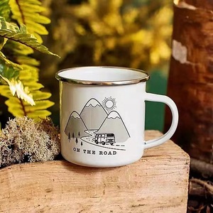 แก้วแคมป์ปิ้ง Happy Campers - แก้วกาแฟเคลือบสำหรับการผจญภัยกลางแจ้ง ของขวัญการเดินทางที่สมบูรณ์แบบสำหรับคู่รักและของขวัญแต่งงาน - Product Image 4