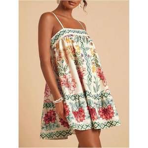 เดรสสั้นพิมพ์ลายดอกไม้สไตล์โบฮีเมียนสำหรับผู้หญิง ทรงเอ็มไพร์ ผ้าชีฟอง ระบายอากาศได้ดี เหมาะสำหรับวันพักผ่อนริมชายหาด - Product Image 2