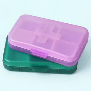 Boîte à pilules en plastique au design attrayant, étui à médicaments compact pour un usage quotidien, idéal pour organiser les pilules, les vitamines et les petits objets - Product Image 2