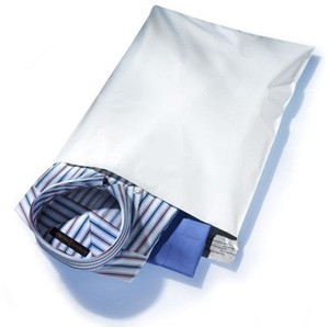 บรรจุภัณฑ์เสื้อผ้าแบบกำหนดเอง ถุงโพลีเมลเลอร์สำหรับส่งพัสดุ - Product Image 4