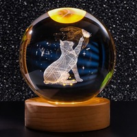 Vente en gros de veilleuse LED boule de cristal 3D 8cm lampes de table électriques USB veilleuse boule de cristal lumineuse décorative pour cadeau d'ami