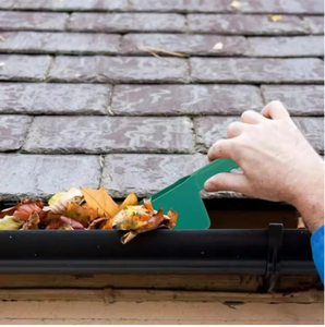 Gutter Getter : Outil de nettoyage de toiture flexible pour éliminer les débris et la saleté – Polyvalent pour gouttières, toits et jardins – Cuillère à feuilles et pelle pour gouttières - Product Image 5