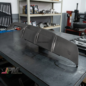 ดิฟฟิวเซอร์หลังคาร์บอนไฟเบอร์ทรง DP สำหรับเปลี่ยนใส่ BMW E60 M-Sport ปี 2004-2009 แบบปลายท่อคู่ซ้ายสองชั้น - Product Image 3